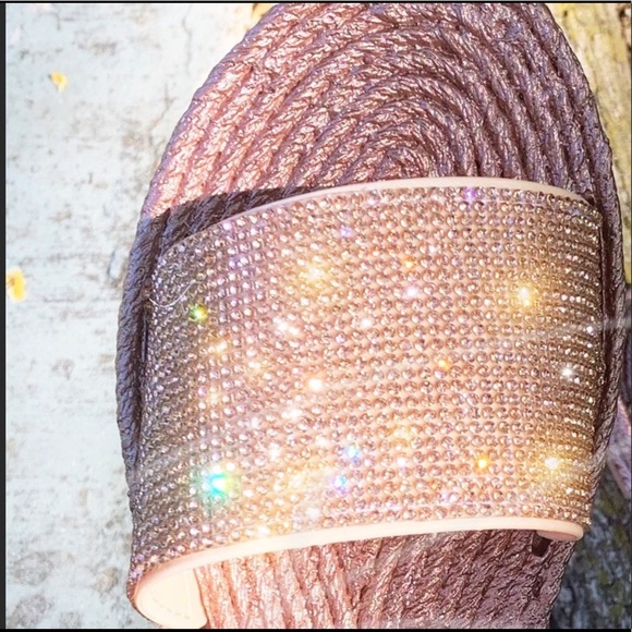 Rose Gold Embellished Rope Jelly Sandal Size 6 - Picture 2 of 3